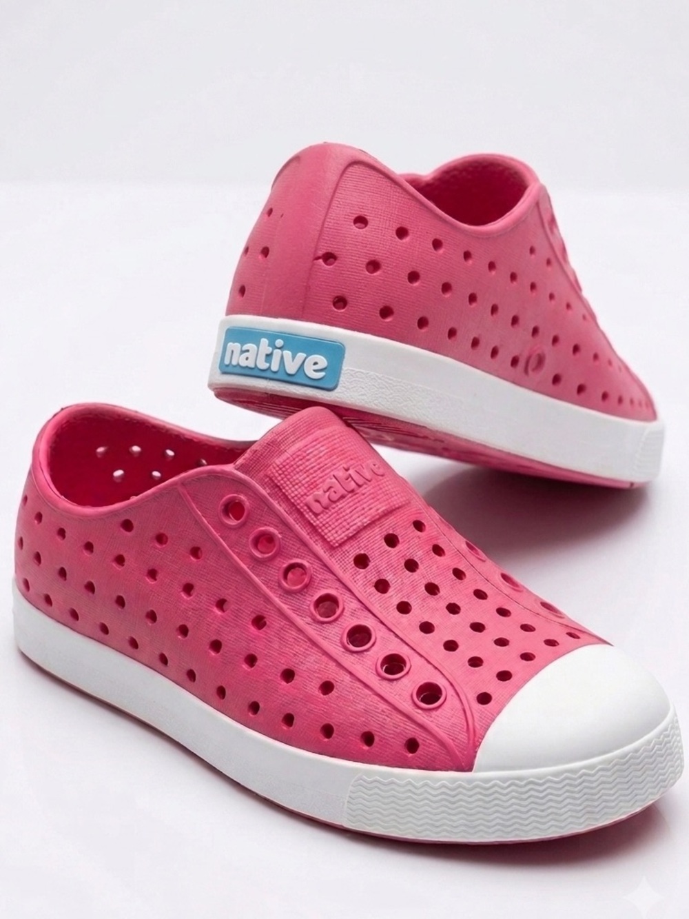 Native Jefferson Slip-On Kids Sandals Shoes in Hot Pink Children Size C9